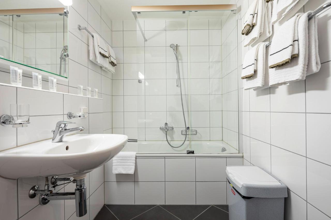 Hotel Marina Walensee 3*